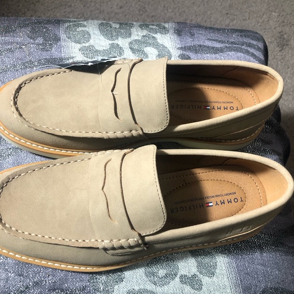 Tommy Hilfiger Men’s Suede Loafer Size 8.5 - Picture 2 of 5